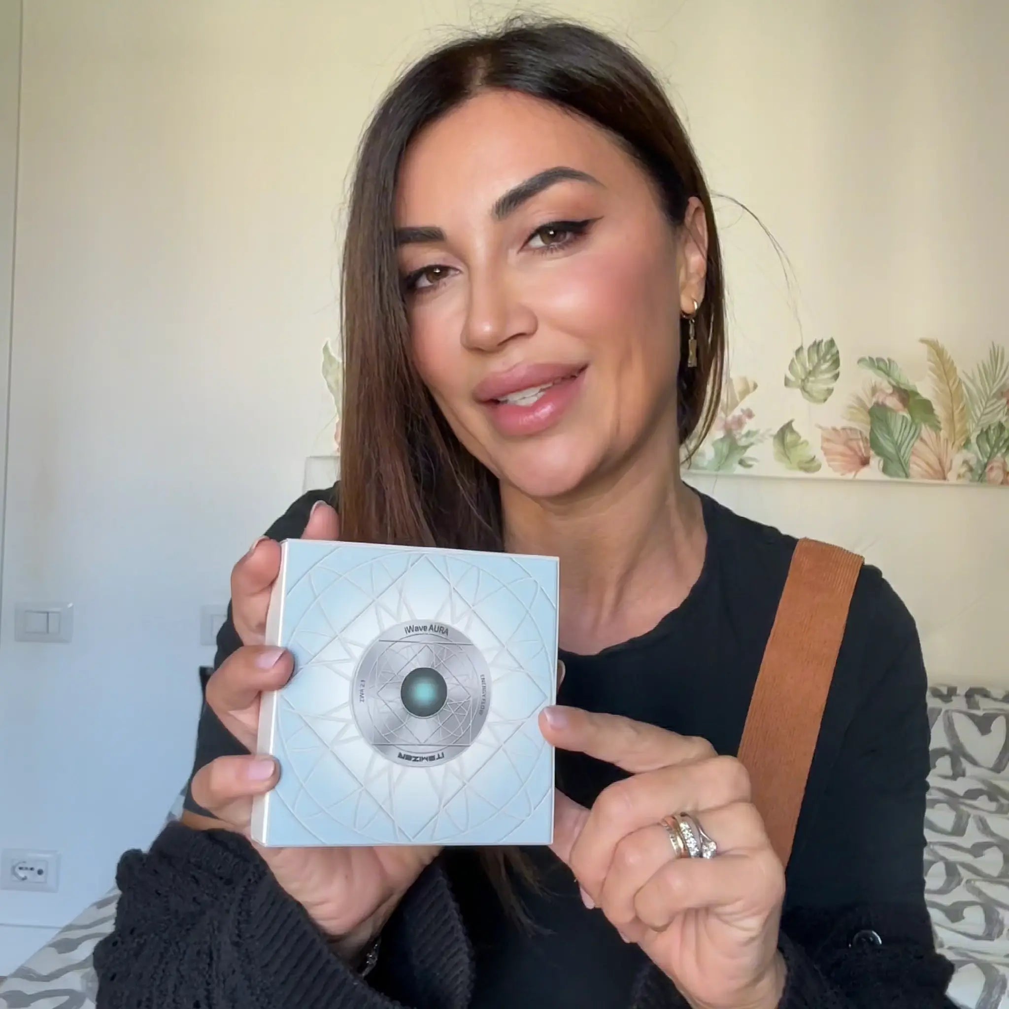iWave AURA®